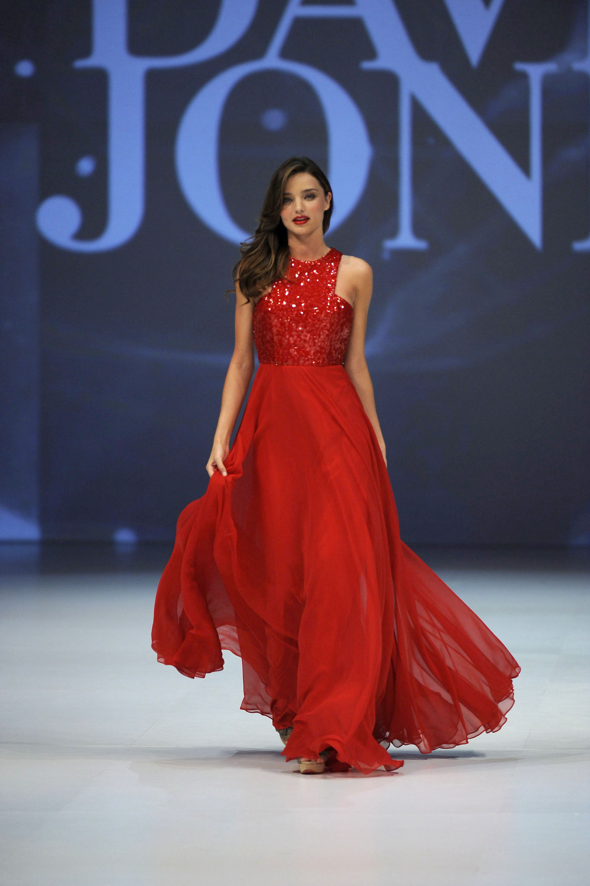 Miranda Kerr walks in David Jones Spring Summer 2011 pictures | Picture 63403